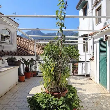 Apartment Bb Al Centro Di Vietri sul Mare